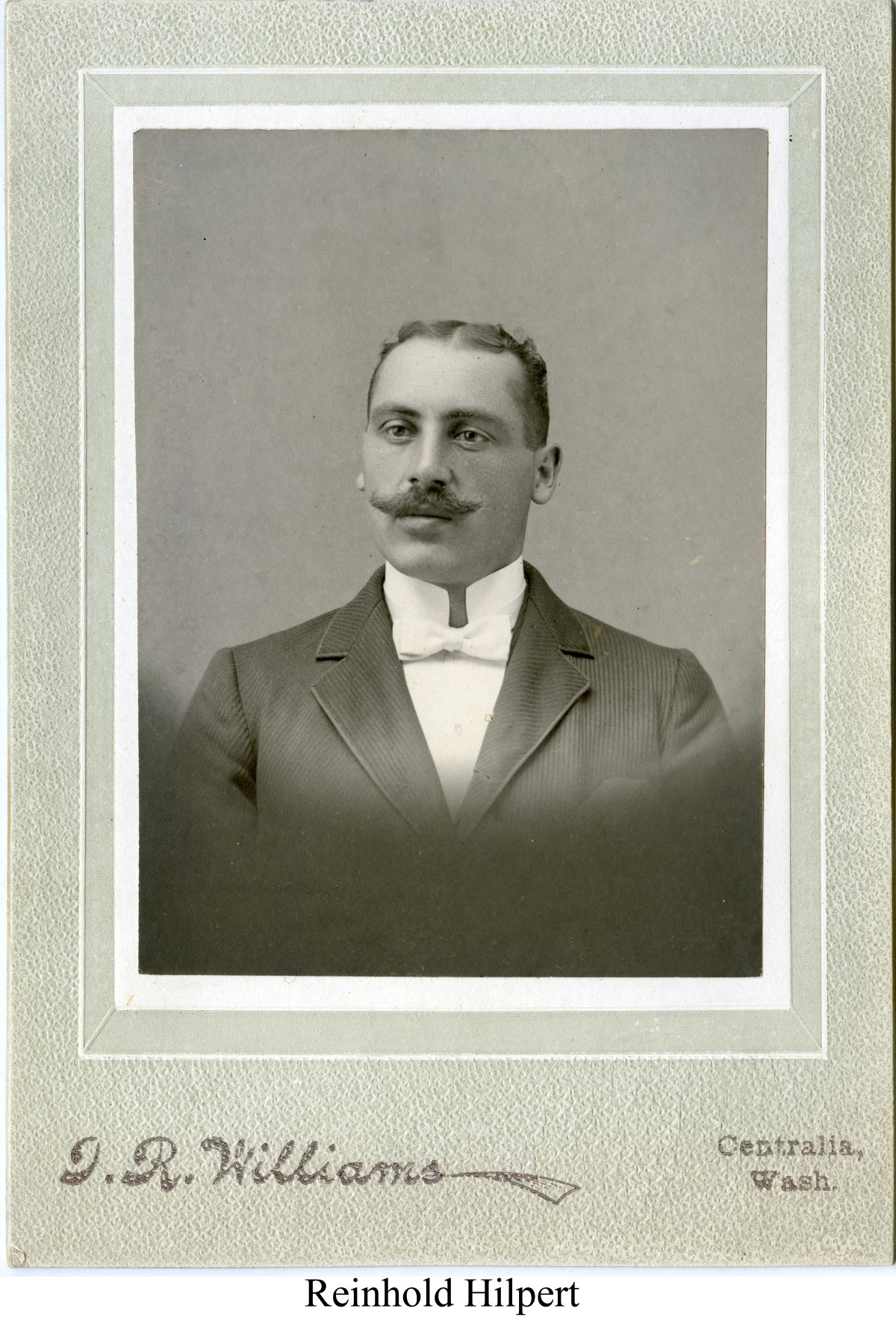 1906: Reinhold at age 36. Photo was a gift to Lilla Harrison.