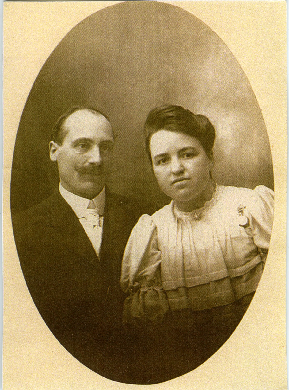 Reinhold and Lilla Harrison.