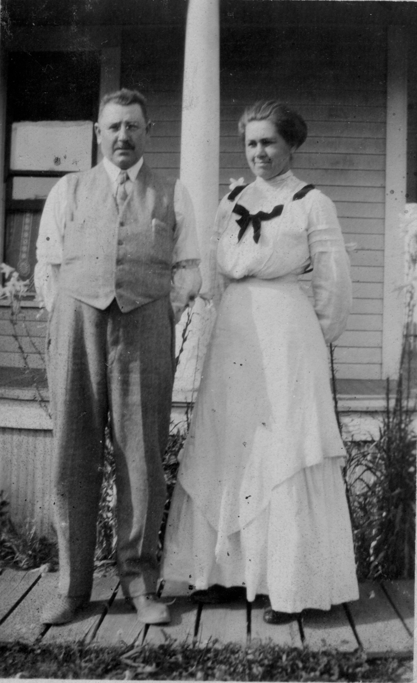Carl Pitzer Sr. and Selma Pitzer.